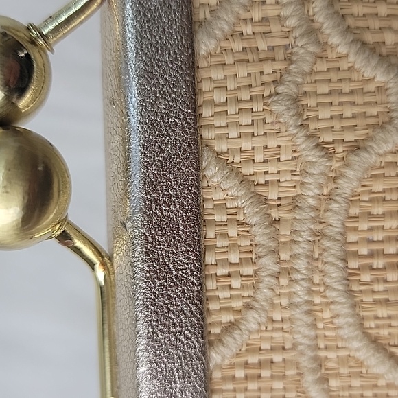 COACH Signature \